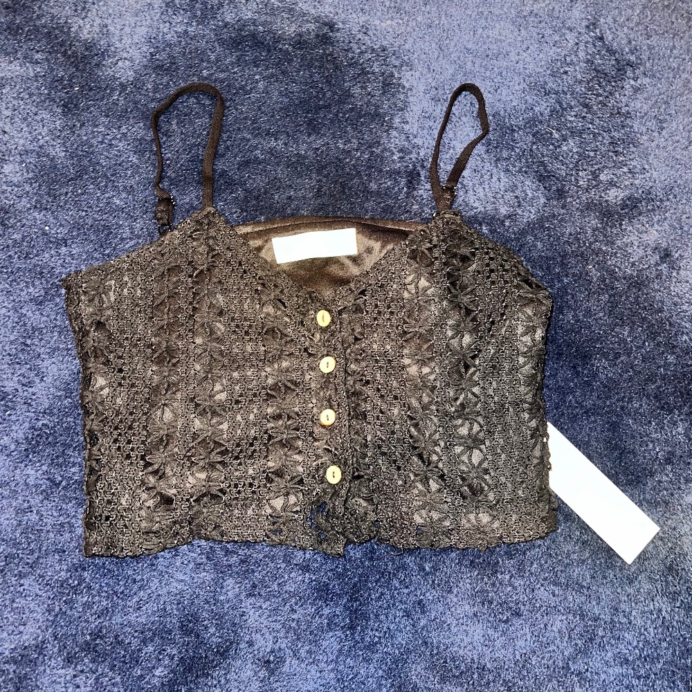 NWT Ocean Drive Black Cropped Tank, Size M